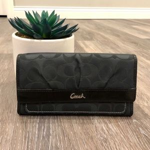 Black COACH Large Wallet Logo (fabric and leather)